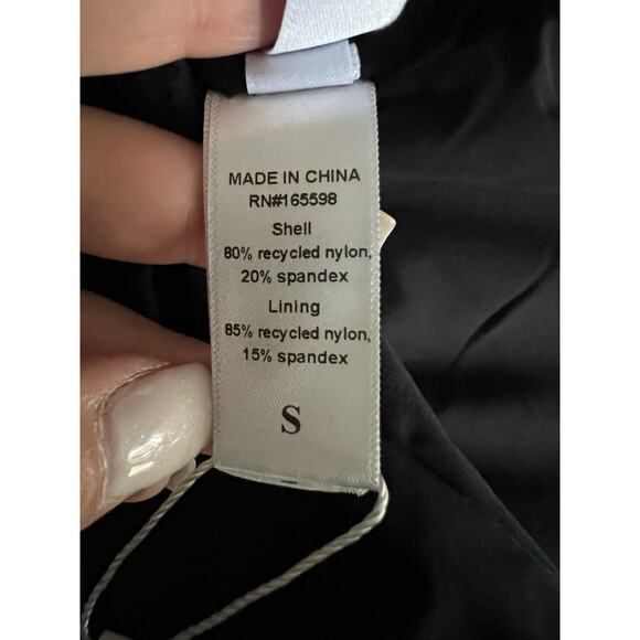 NWT Andie Women's The Bonita One Piece Smooth Eco-Nylon Swimsuit Black Size S - Picture 10 of 15